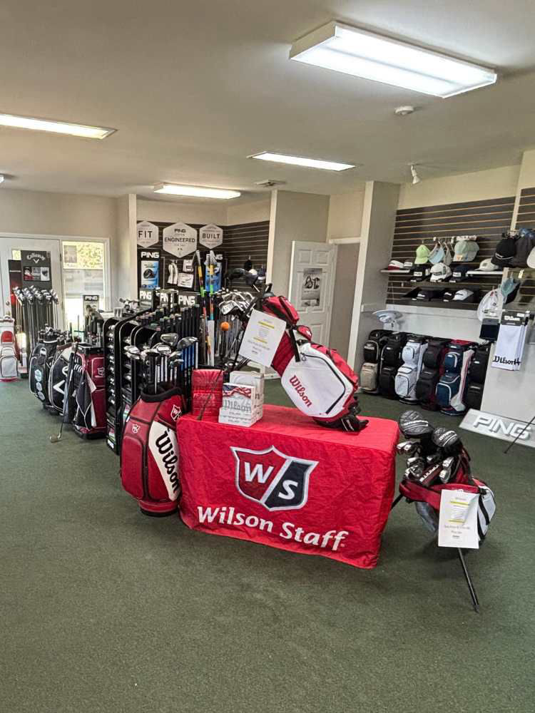 Custom Golf Club Fitting - Knollwood Fairways Pro Shop